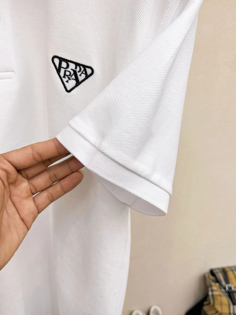 Comfortable Prada T-Shirts 170551