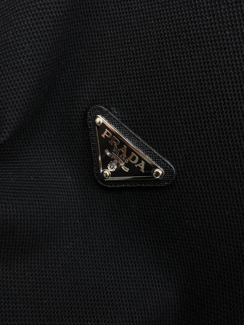 Refined Prada T-Shirts 170540