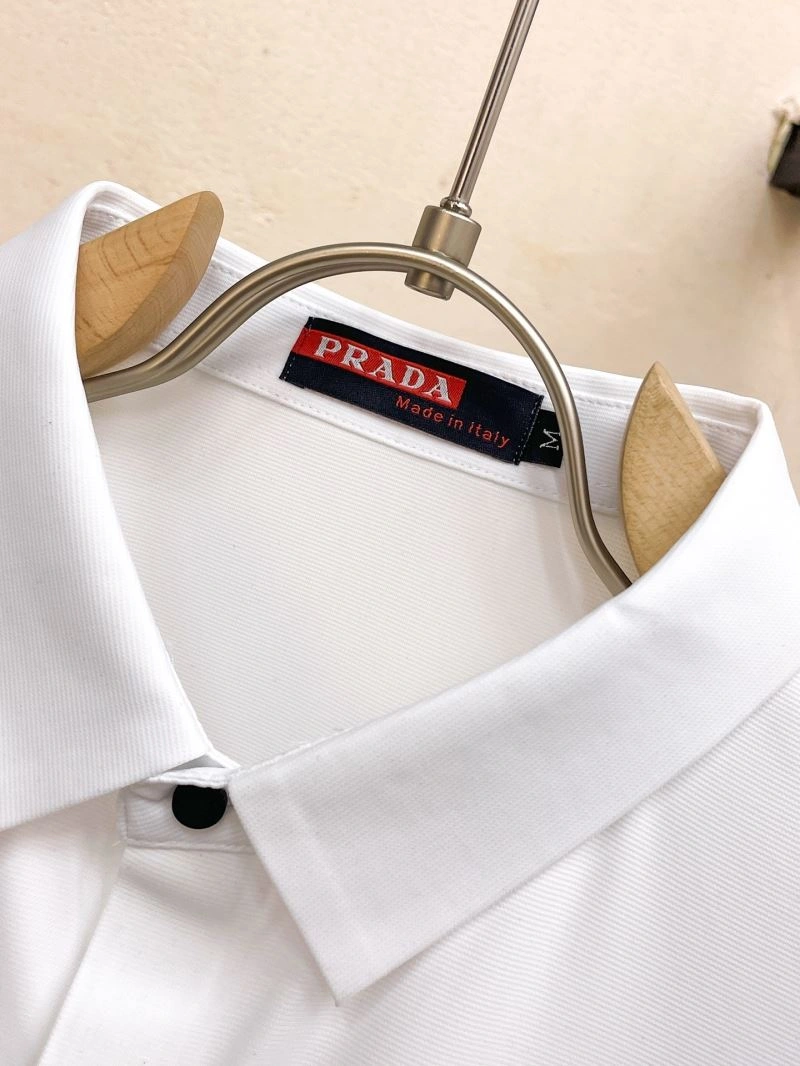 ComfortFit Prada T-Shirts 170536