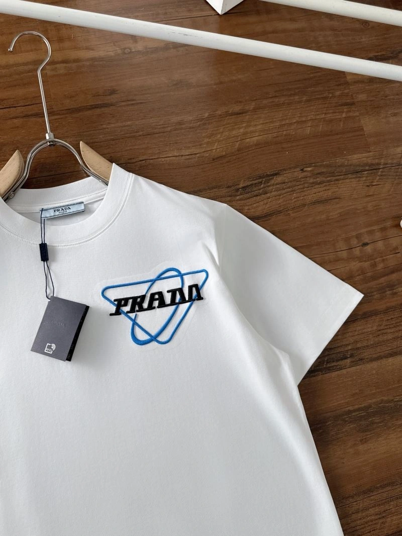 Prada T-Shirts Casual 170526