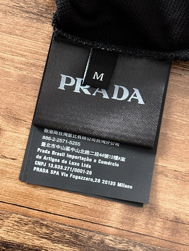 Prada T-Shirts AllSeason 170562