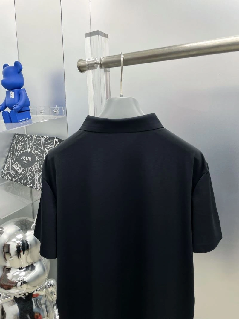 Elegant Prada T-Shirts 170519