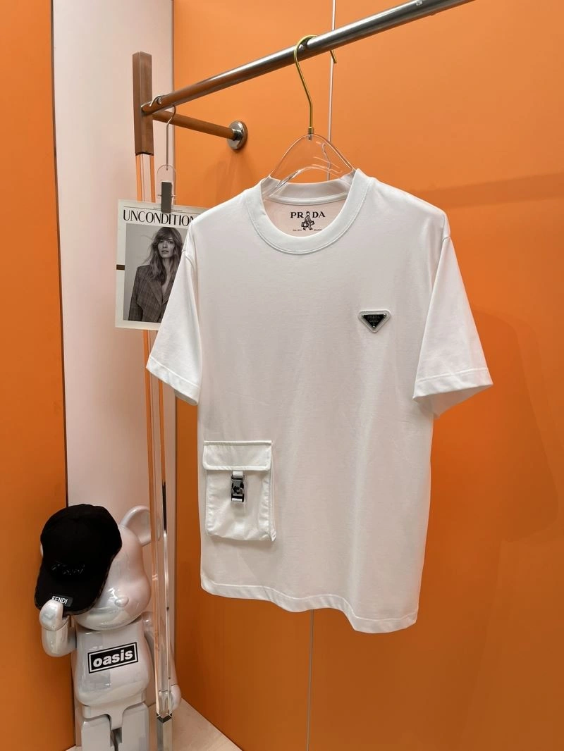 Stretchable Prada T-Shirts 169843