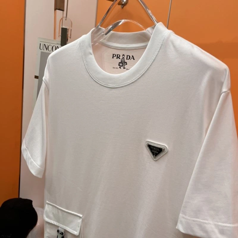 Stretchable Prada T-Shirts 169843