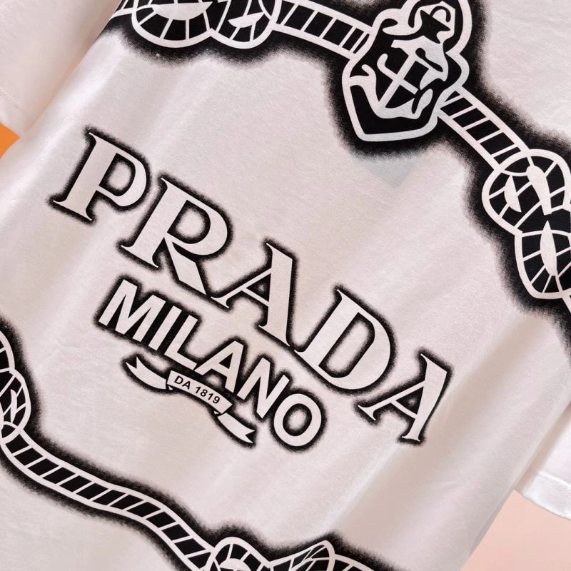 Prada T-Shirts Stylish 169852