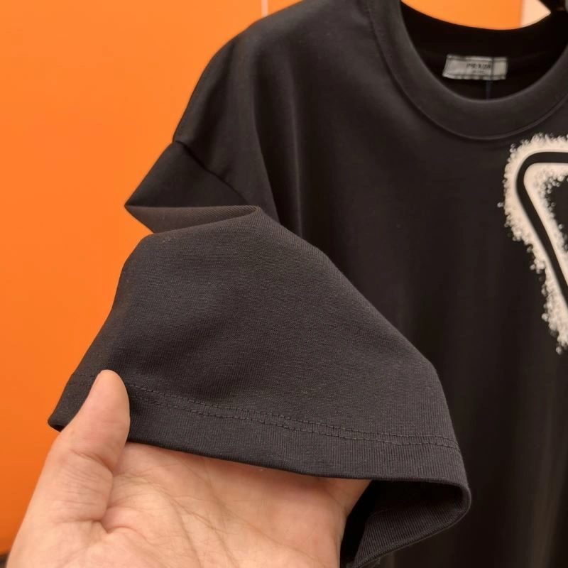Prada T-Shirts GoAnywhere 169872