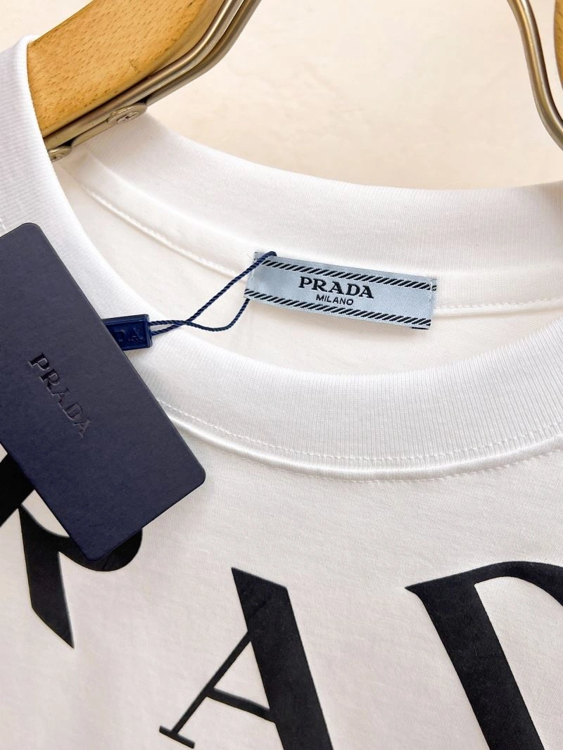 NewStyle Prada T-Shirts 169838