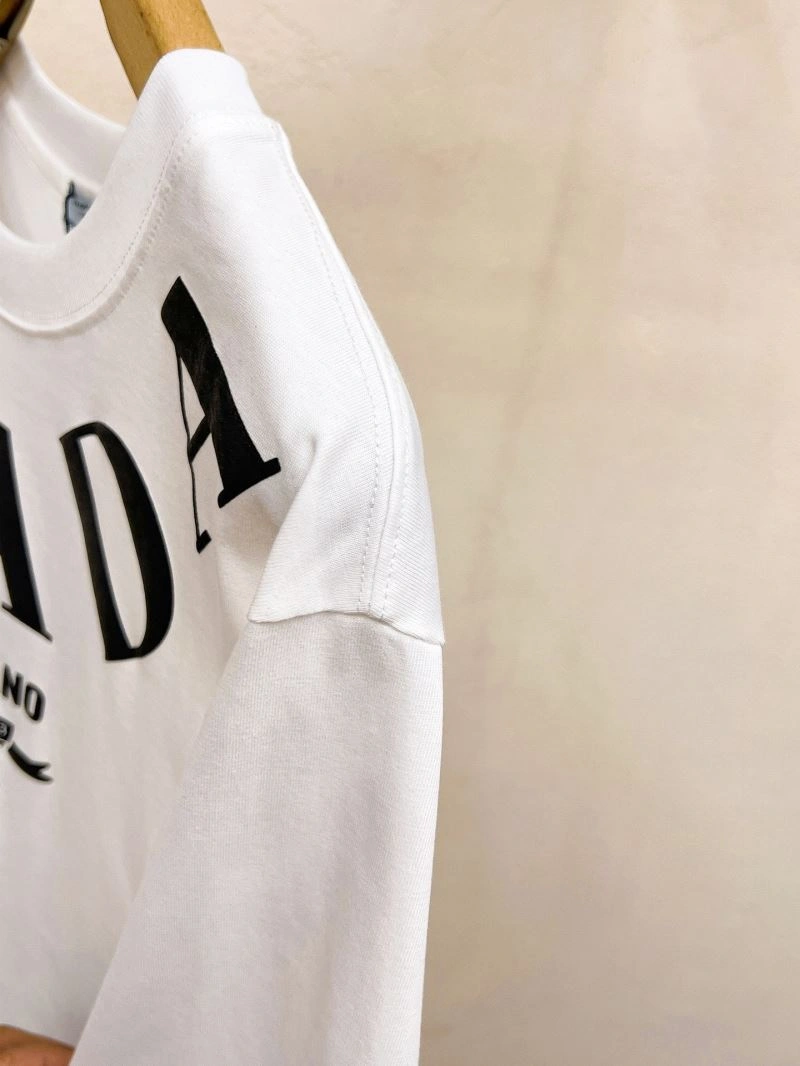 NewStyle Prada T-Shirts 169838