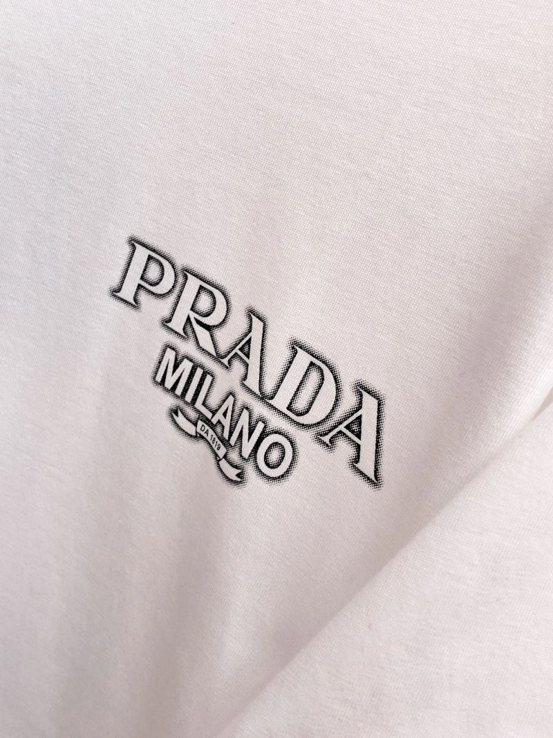 Prada T-Shirts Classic 169845