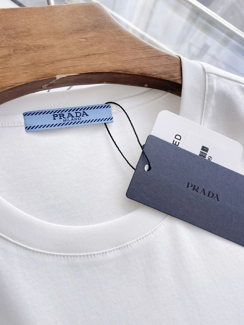 FashionForward Prada T-Shirts 169835