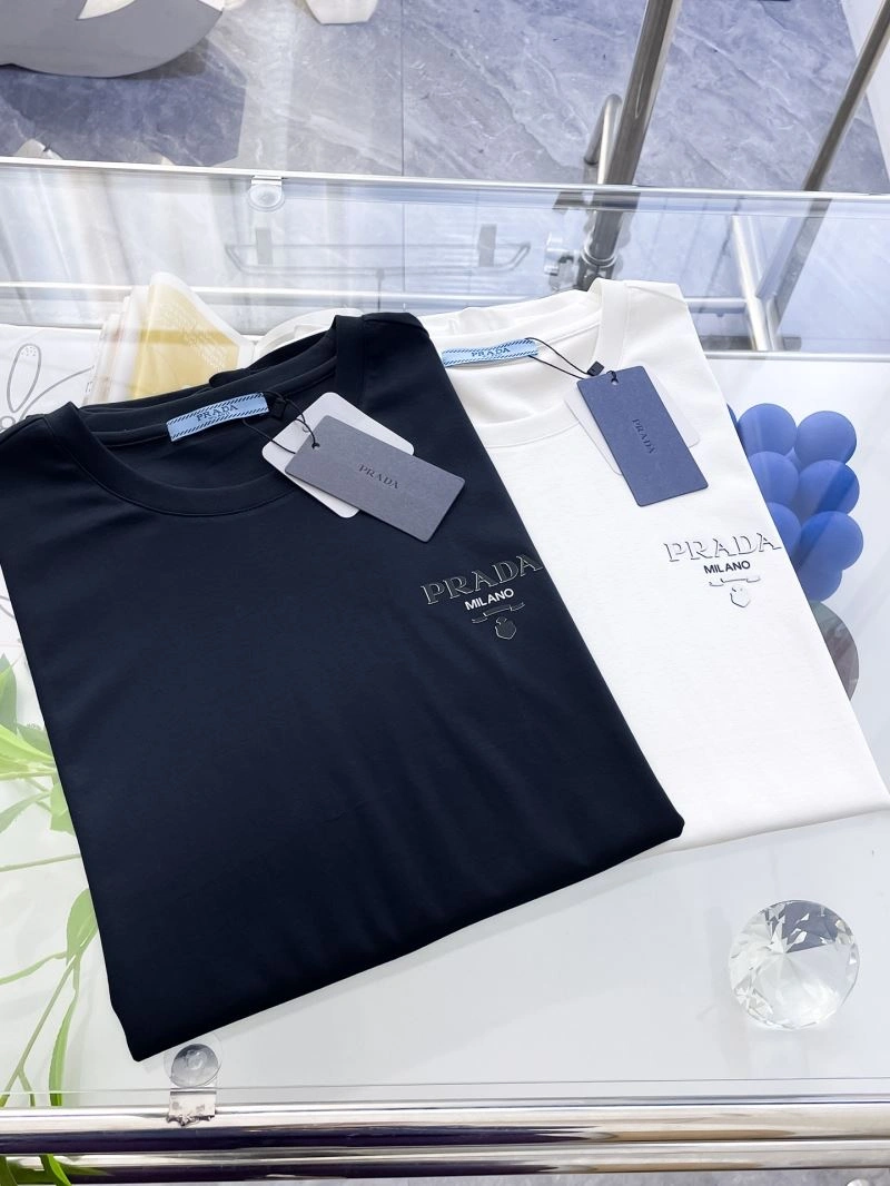 FashionForward Prada T-Shirts 169835
