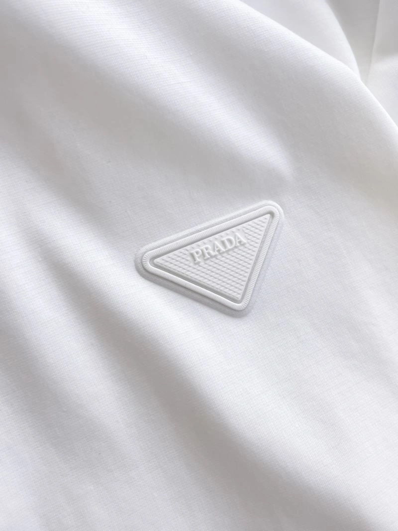 Seasonal Prada T-Shirts 169831