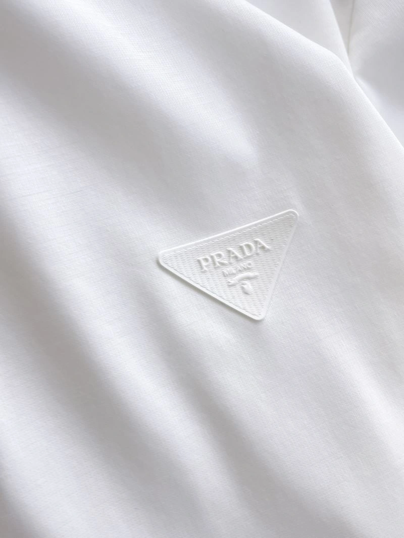 Contemporary Prada T-Shirts 169829