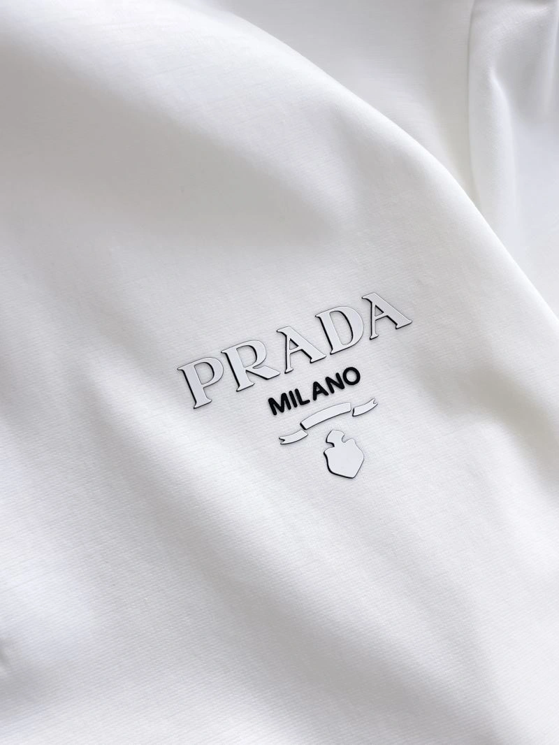 EyeCatching Prada T-Shirts 169825