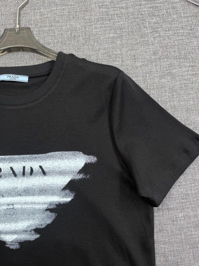 Prada T-Shirts Timeless 169807