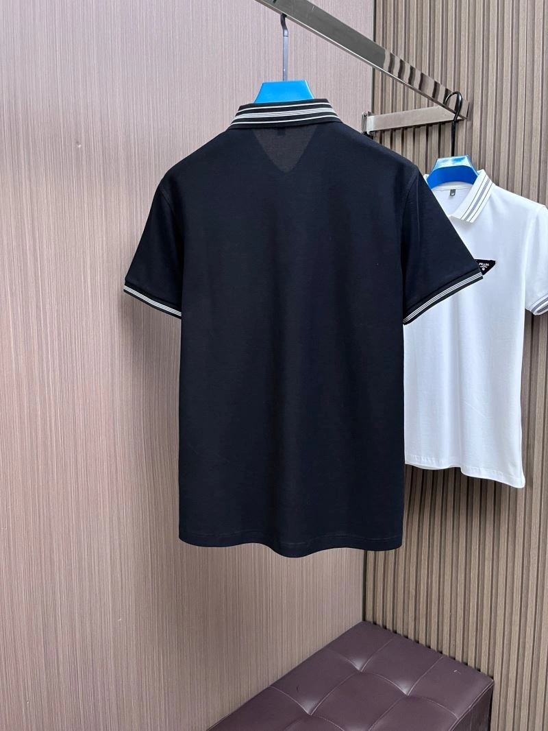 Trendsetting Prada T-Shirts 169810