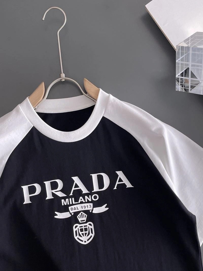 Chic Prada T-Shirts 169834