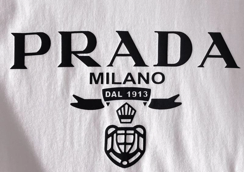 ModernLook Prada T-Shirts 169813
