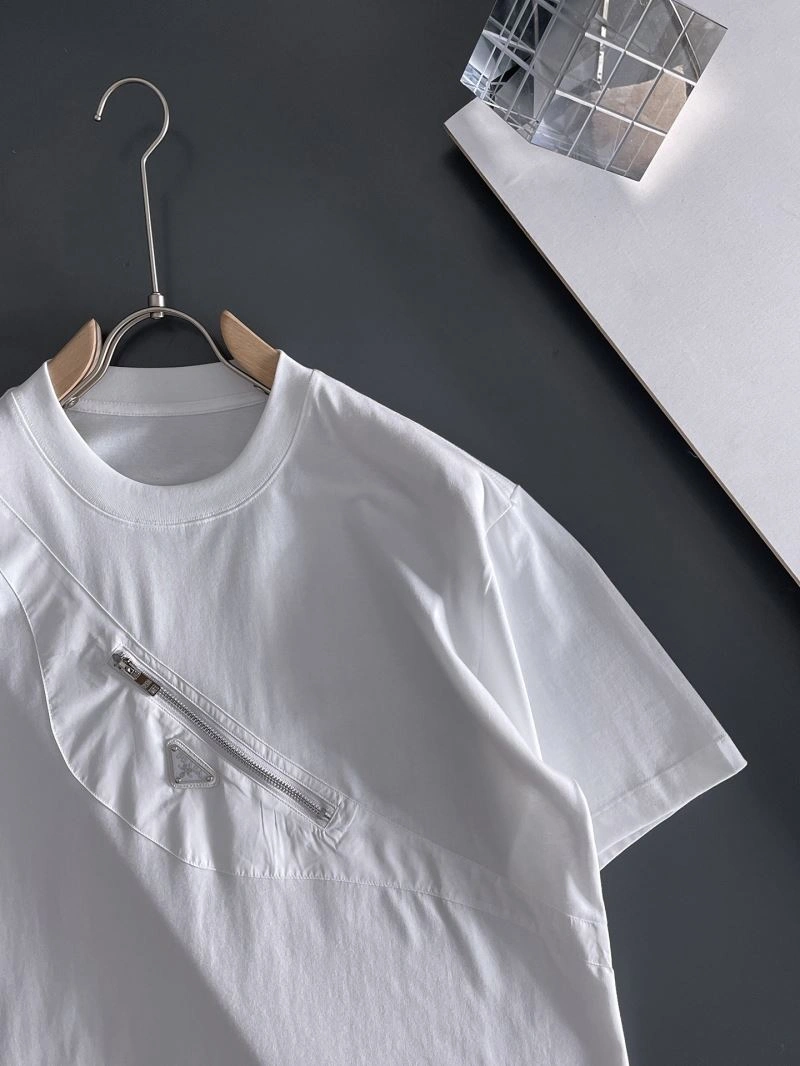 Trendy Prada T-Shirts 169808