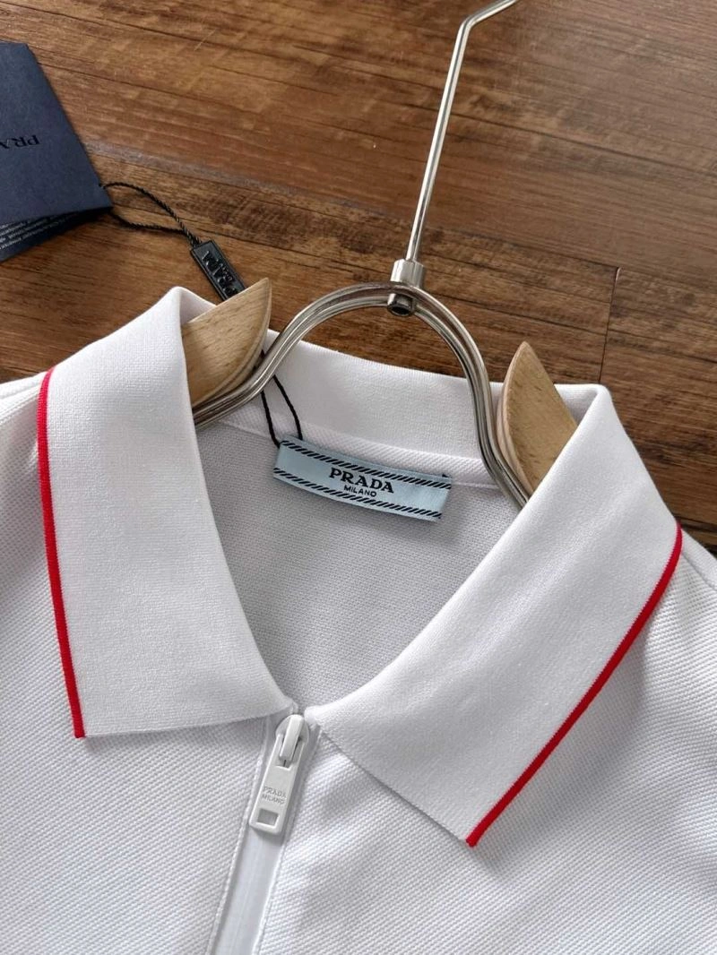Prada T-Shirts Neat 169799