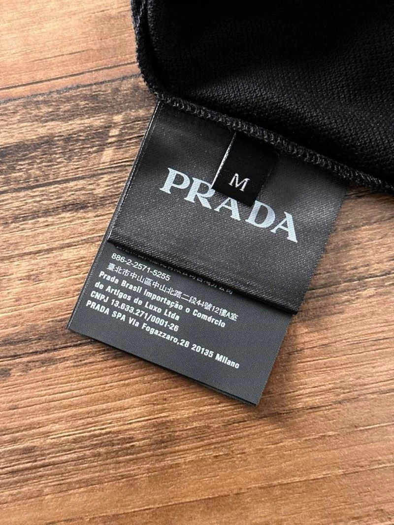 UrbanChic Prada T-Shirts 169798