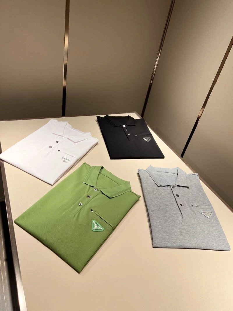 Seasonal Prada T-Shirts 169802