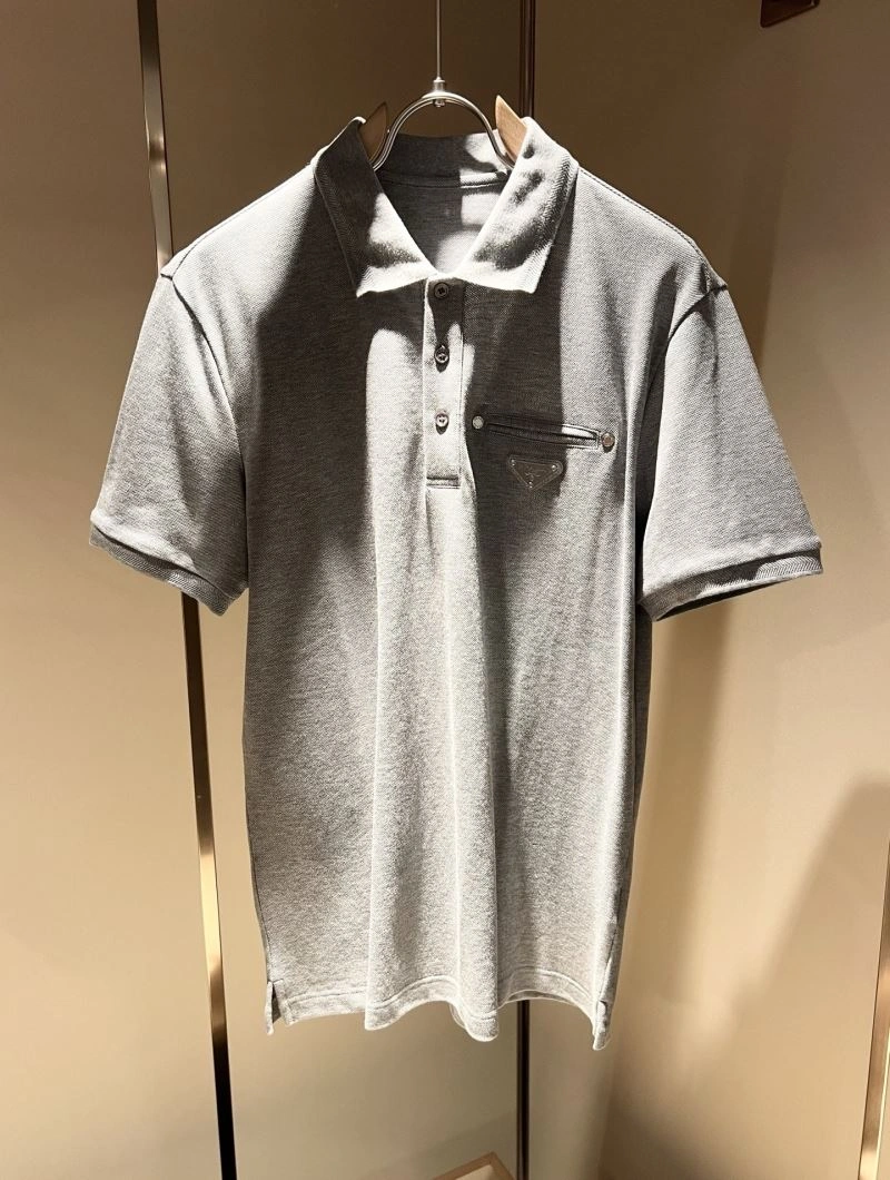 Seasonal Prada T-Shirts 169802