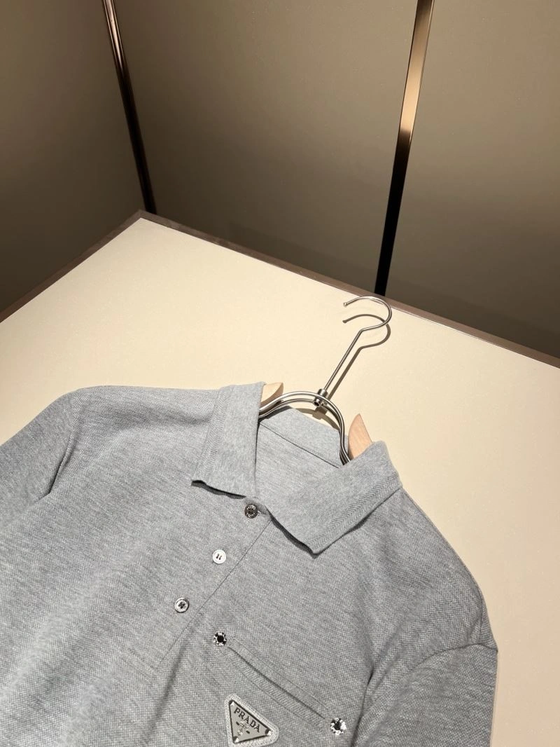 Seasonal Prada T-Shirts 169802