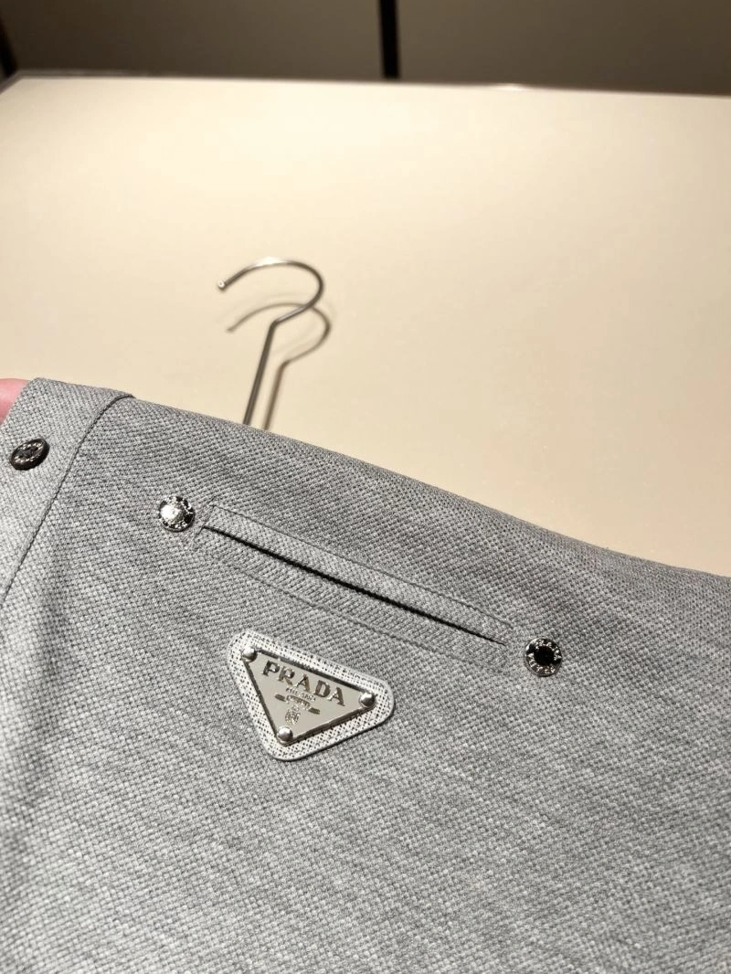 Seasonal Prada T-Shirts 169802