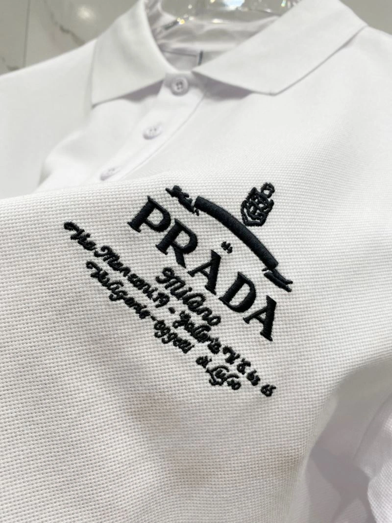 Lightweight Prada T-Shirts 169780