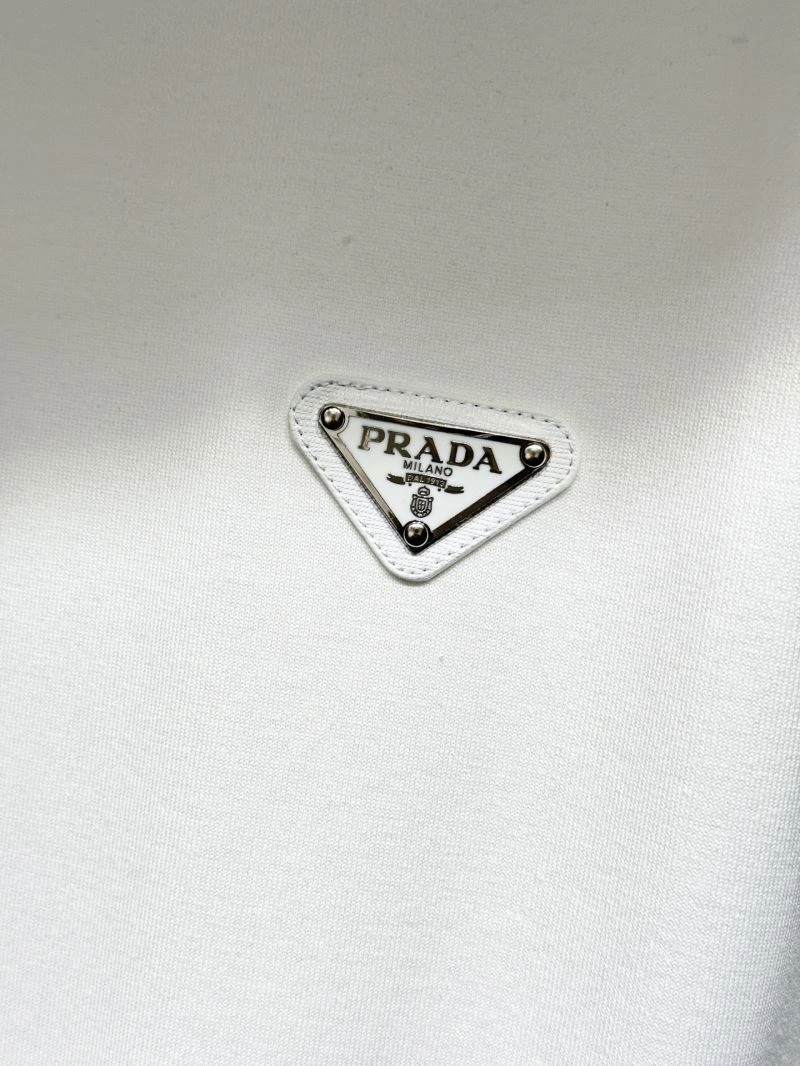 Prada T-Shirts Breathable 169787