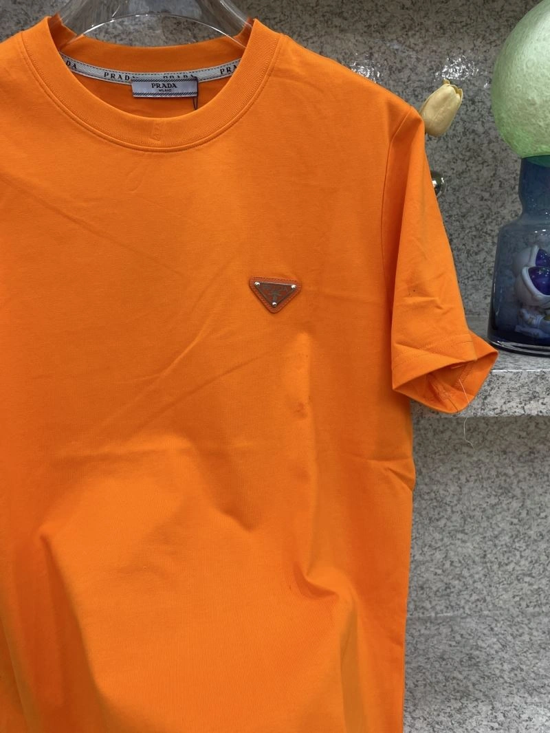 Effortless Prada T-Shirts 169778