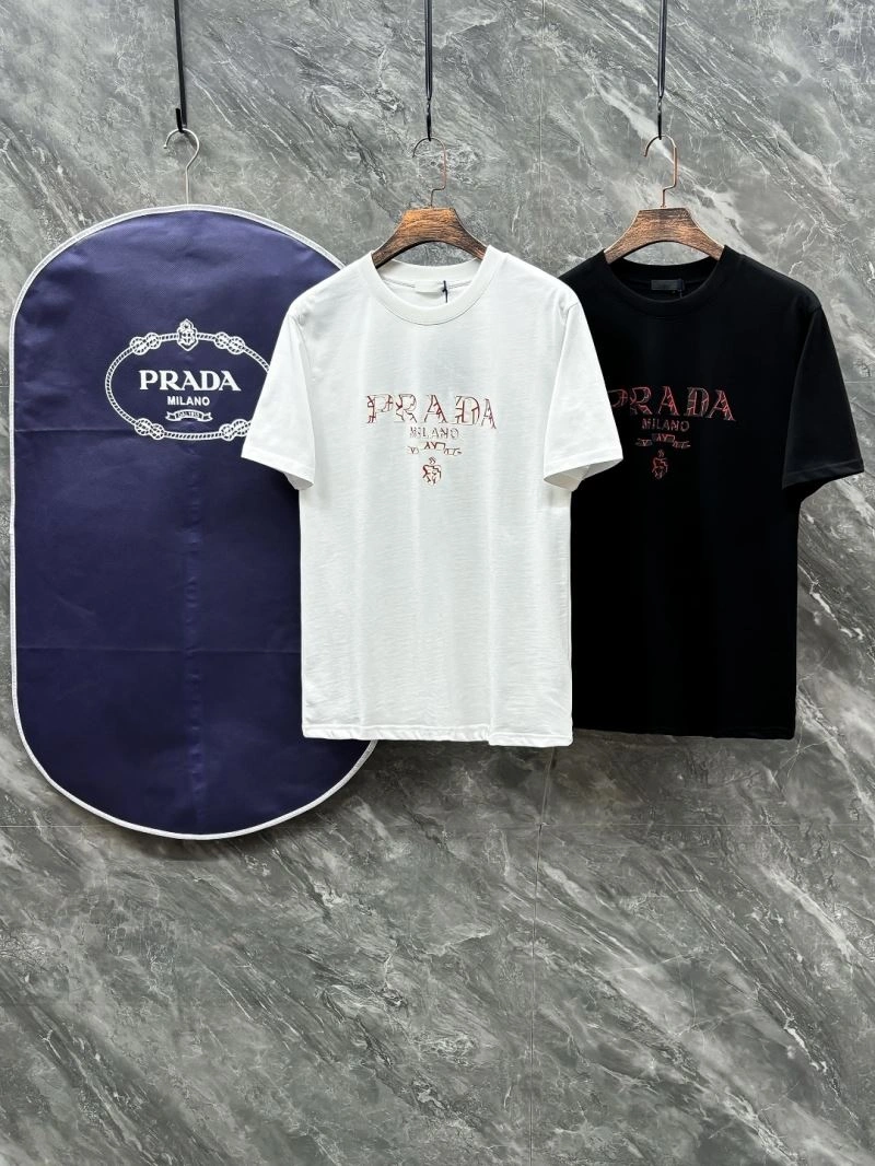 Stretchable Prada T-Shirts 169773