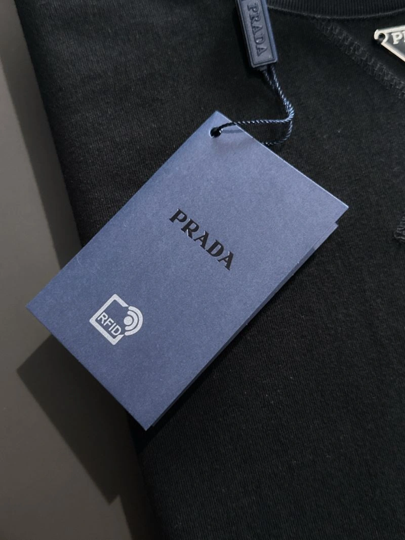 Breathable Prada T-Shirts 169757