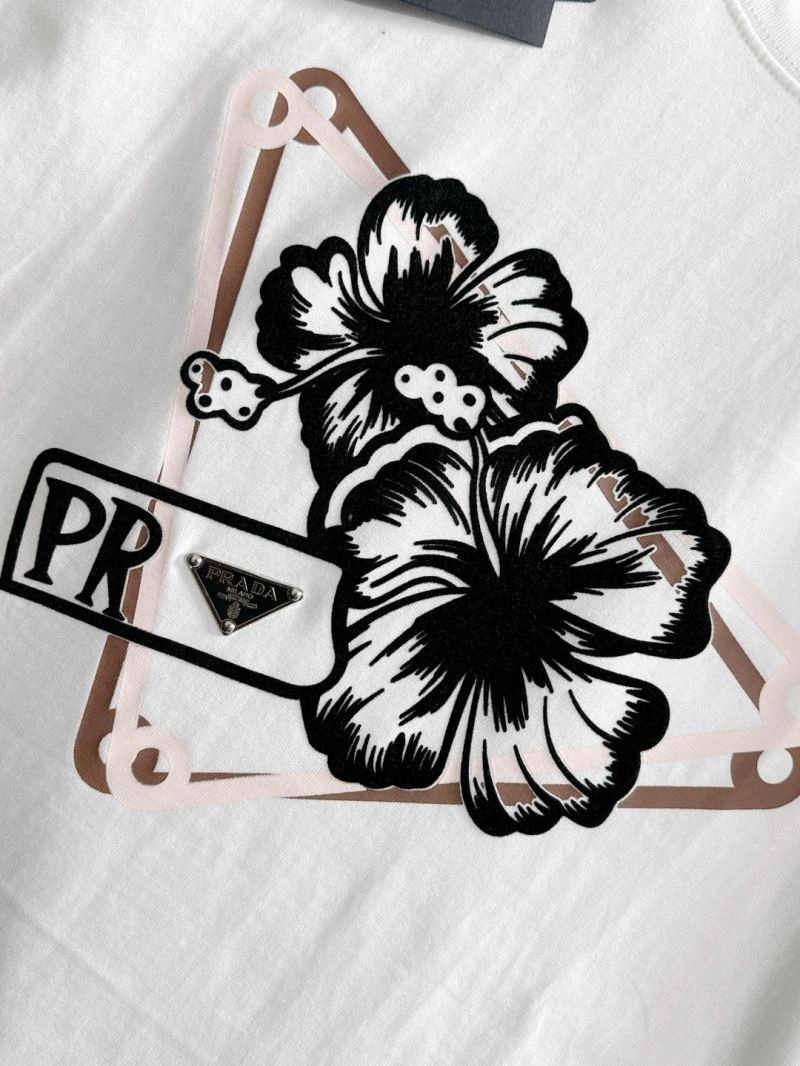 Chic Prada T-Shirts 169753