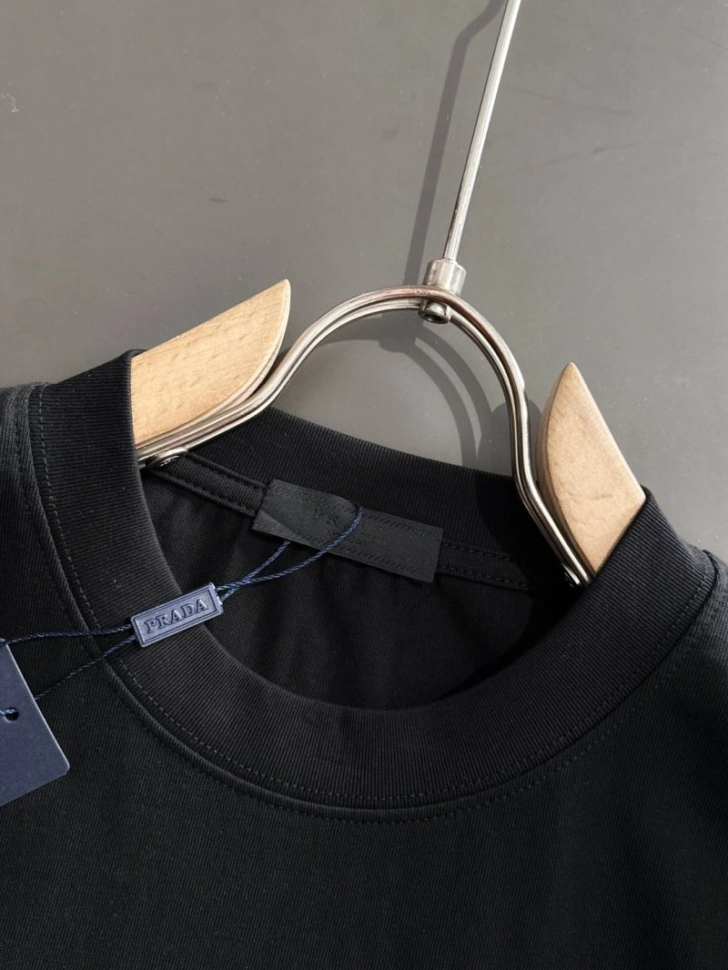Prada T-Shirts Comfortable 169751