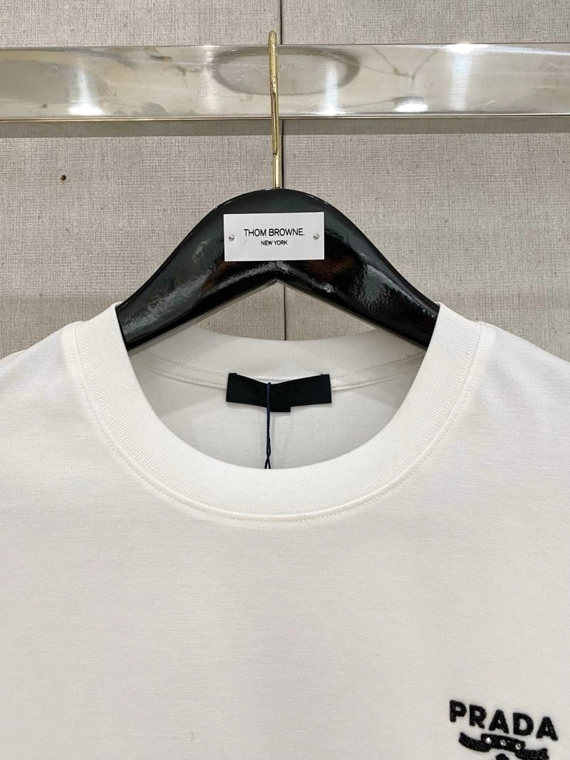 Stylish Prada T-Shirts 169793