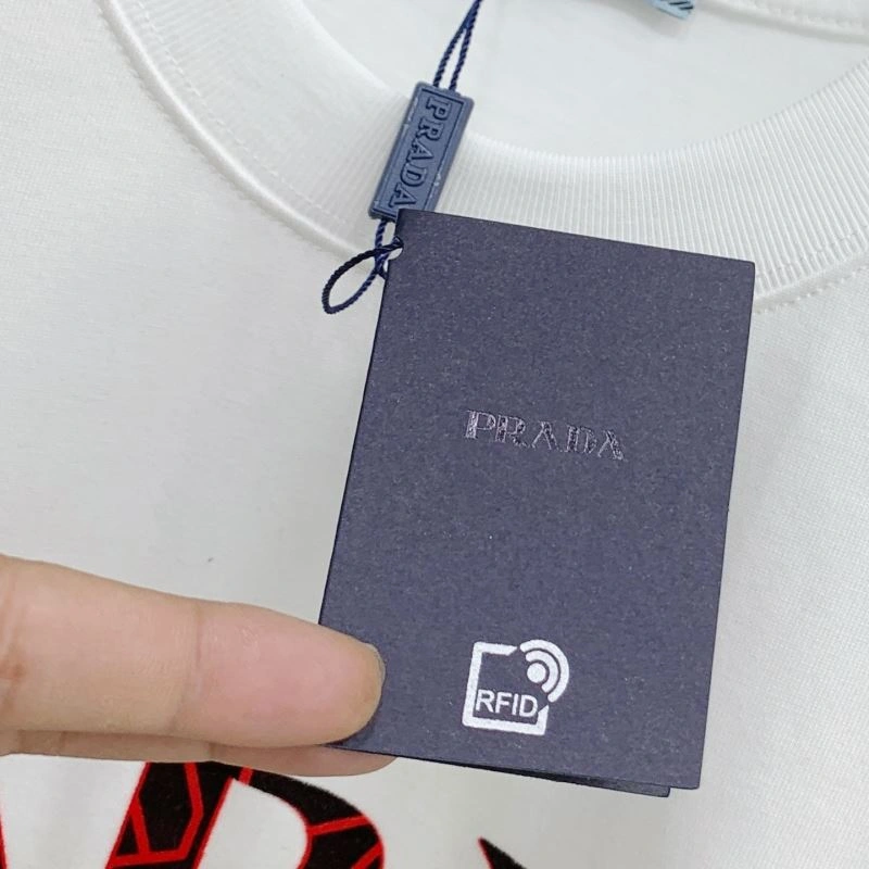 Casual Prada T-Shirts 169747