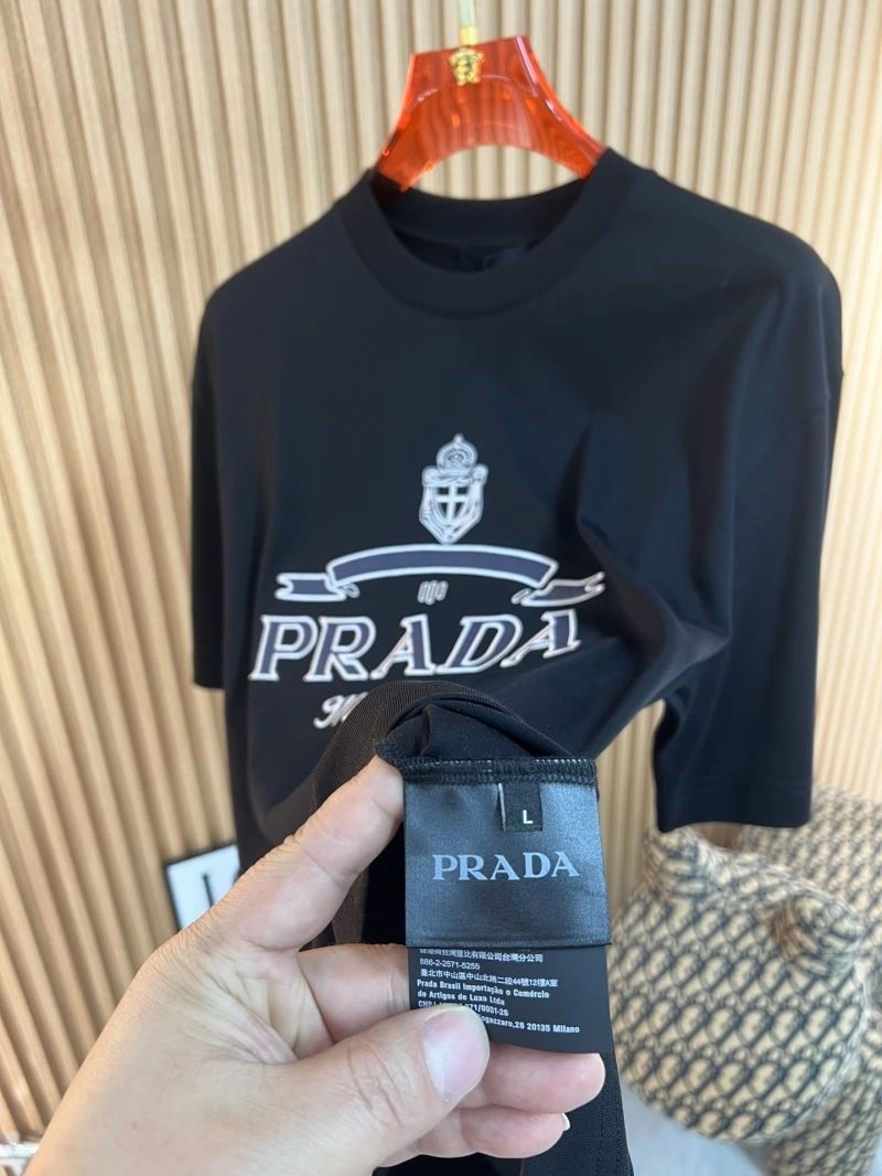 Cozy Prada T-Shirts 169731
