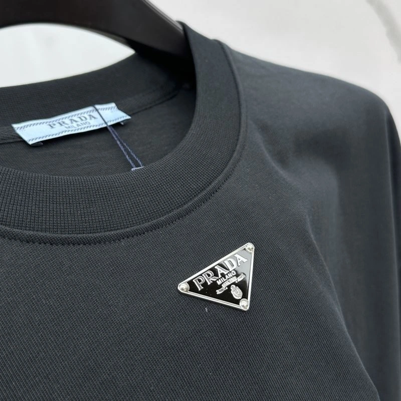 Attractive Prada T-Shirts 169729