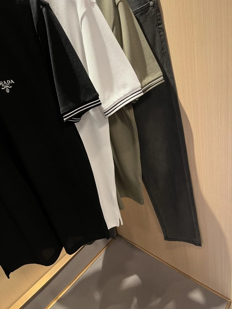 Supportive Prada T-Shirts 169718