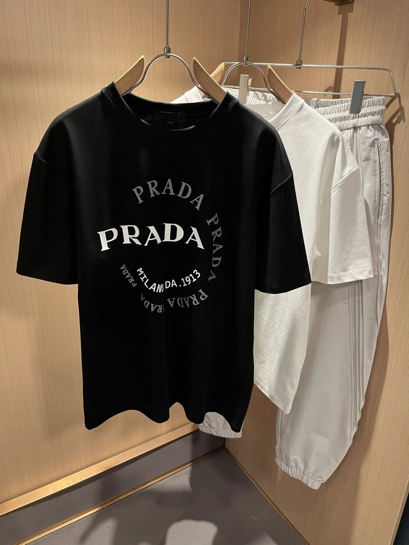 SmoothTexture Prada T-Shirts 169700
