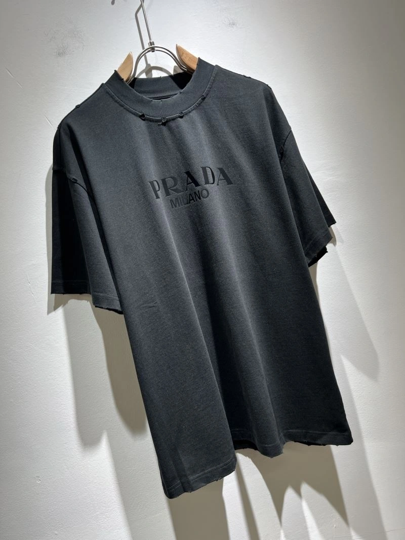 SmoothTexture Prada T-Shirts 169760