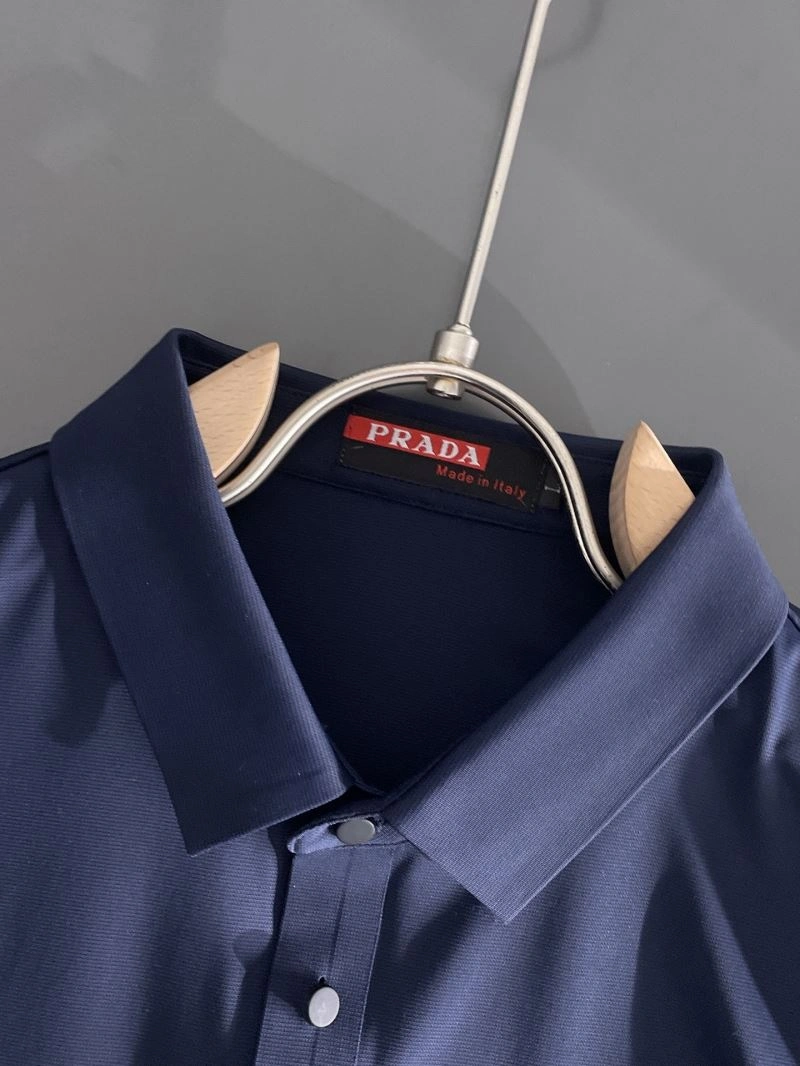 Prada T-Shirts Chic 169709
