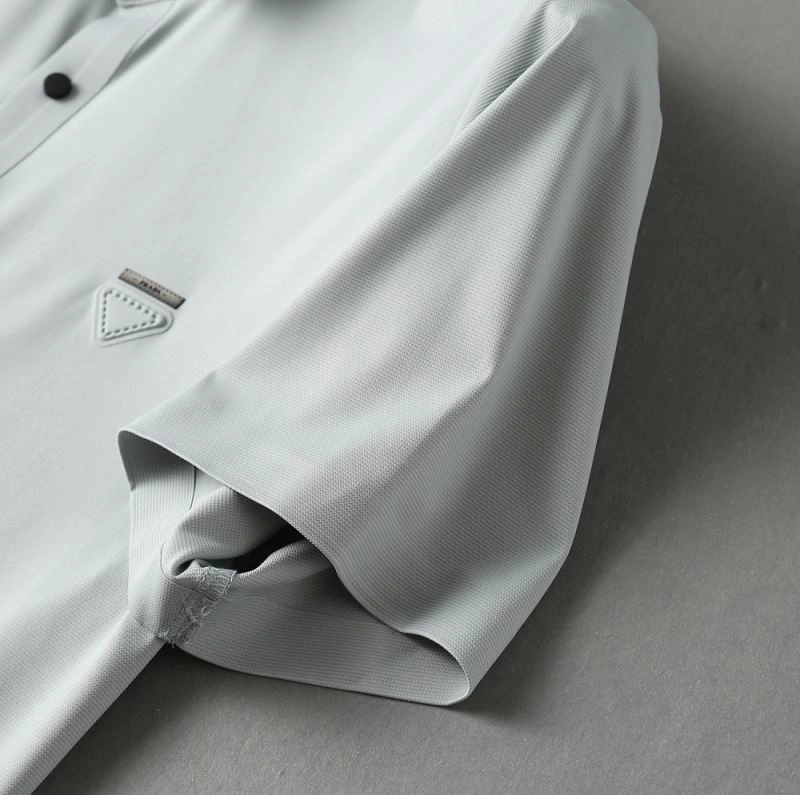 Comfortable Prada T-Shirts 169714