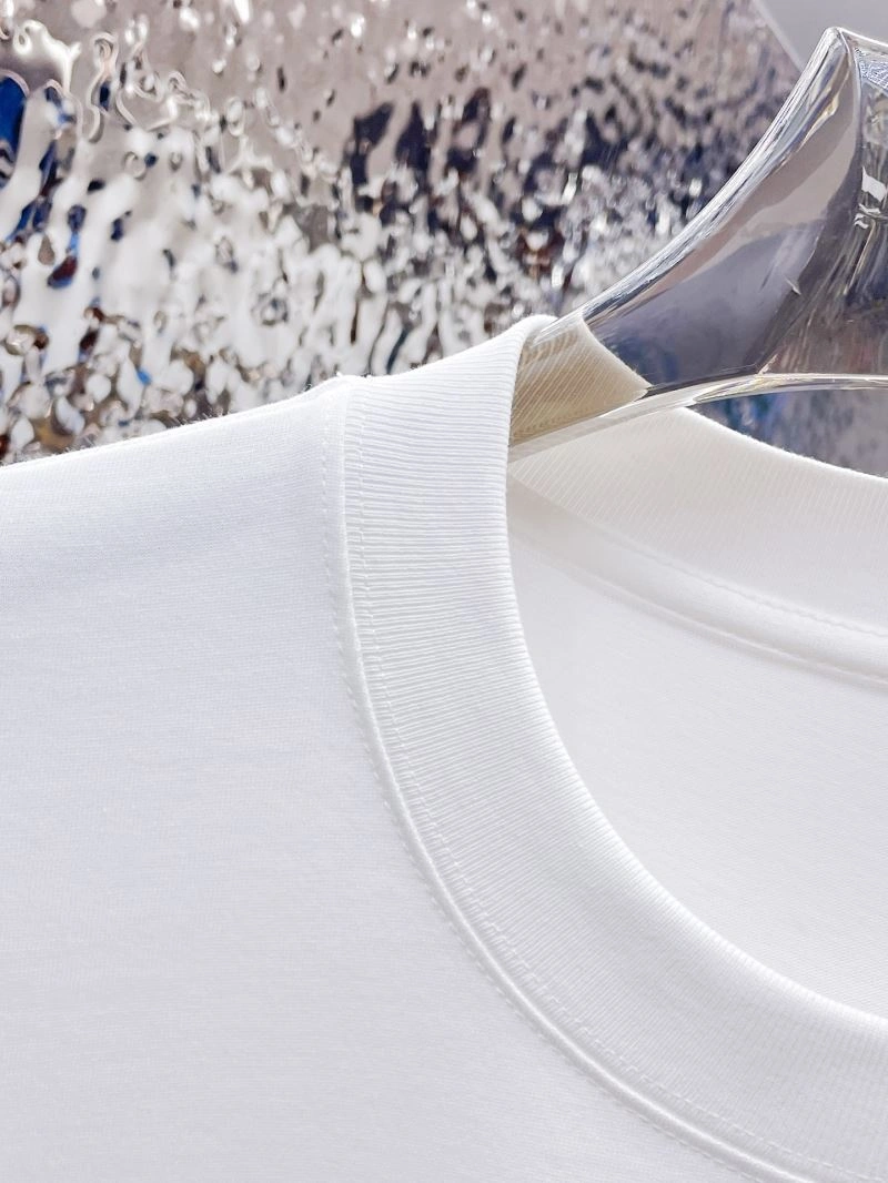 Bold Prada T-Shirts 169691