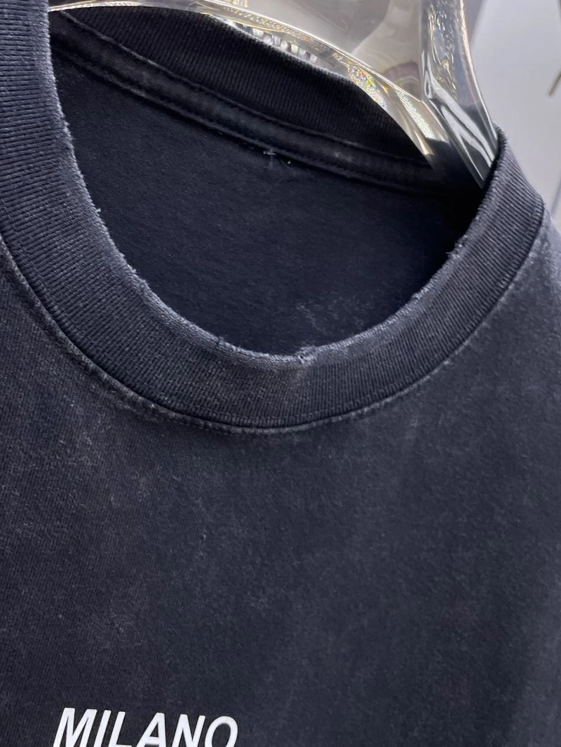 Original Prada T-Shirts 169692