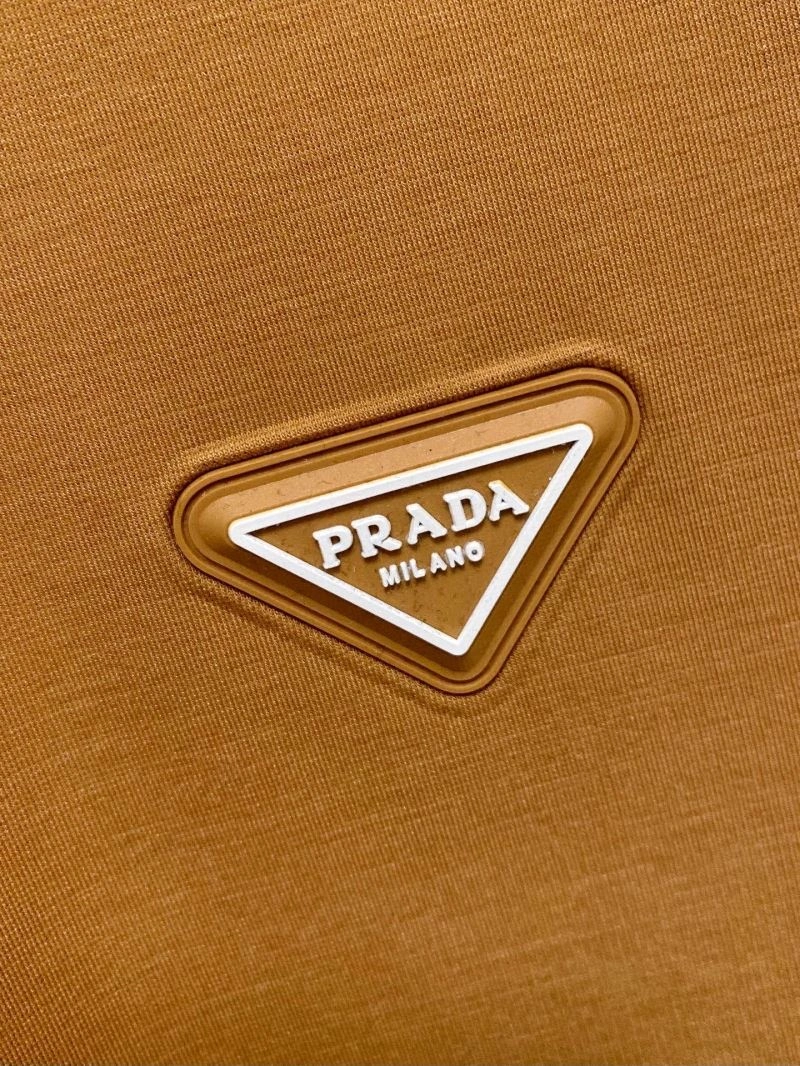 Sleek Prada T-Shirts 169687