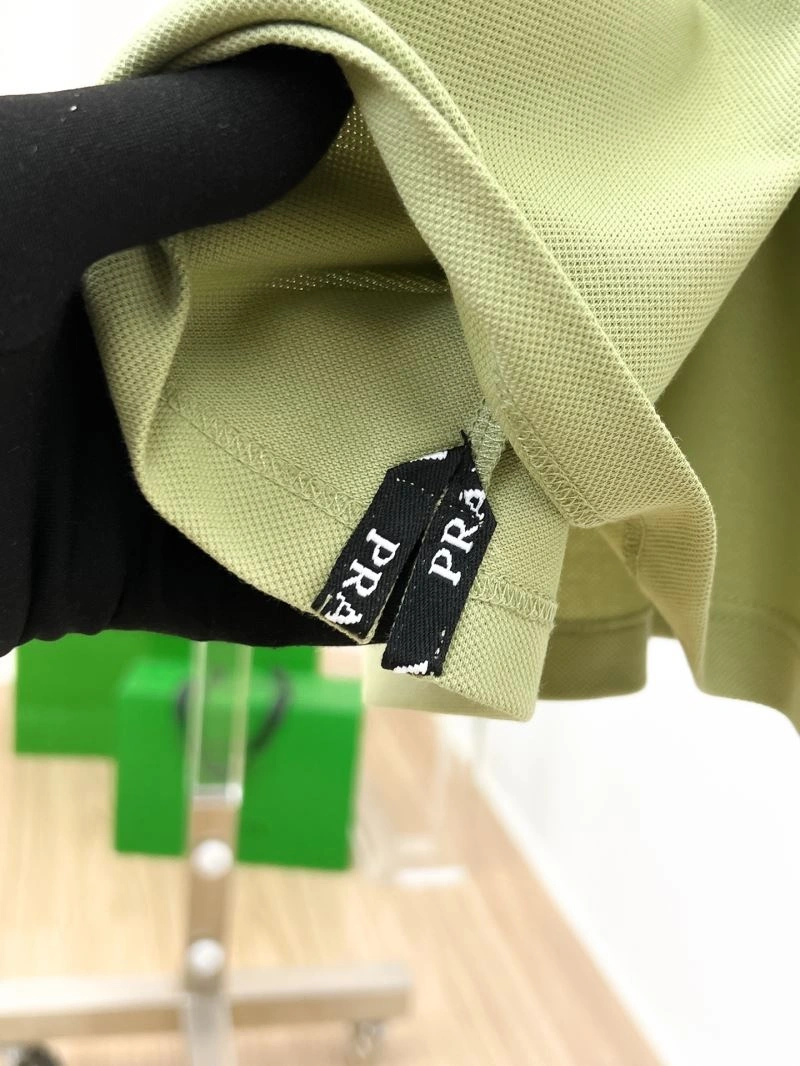 Sustainable Prada T-Shirts 169696