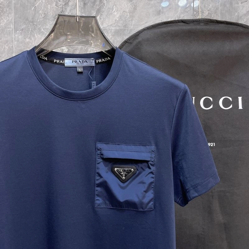 Prada T-Shirts Snug 169673